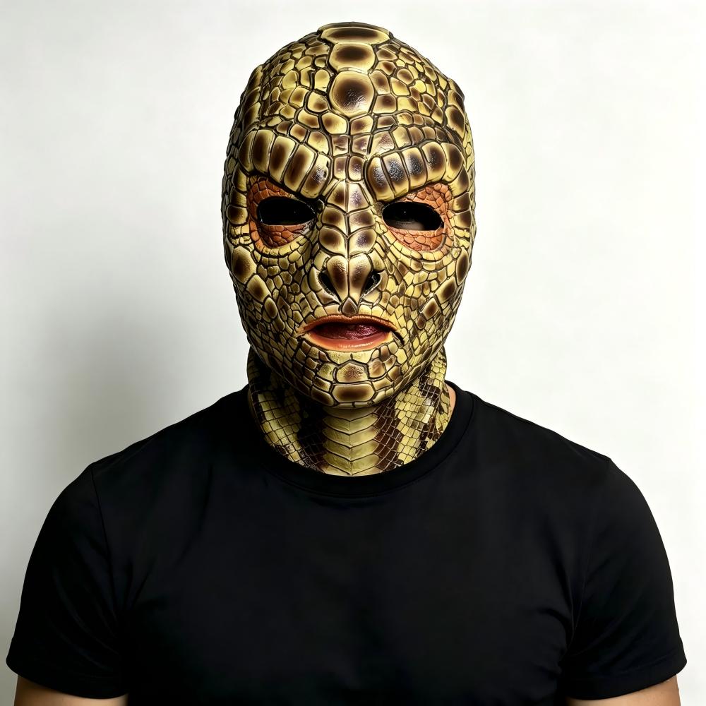 Cobra Extruder - Realistic Snake Monster Mask Latex Lizard