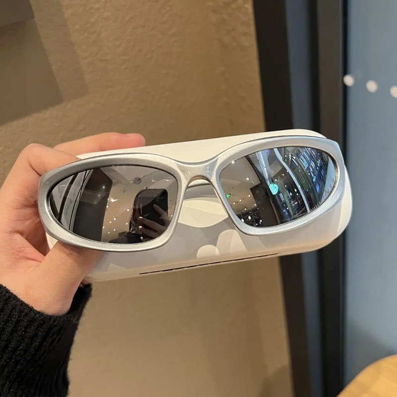 Luxury Y2K Sports Punk Sunglas - Uv Resin recension och pris