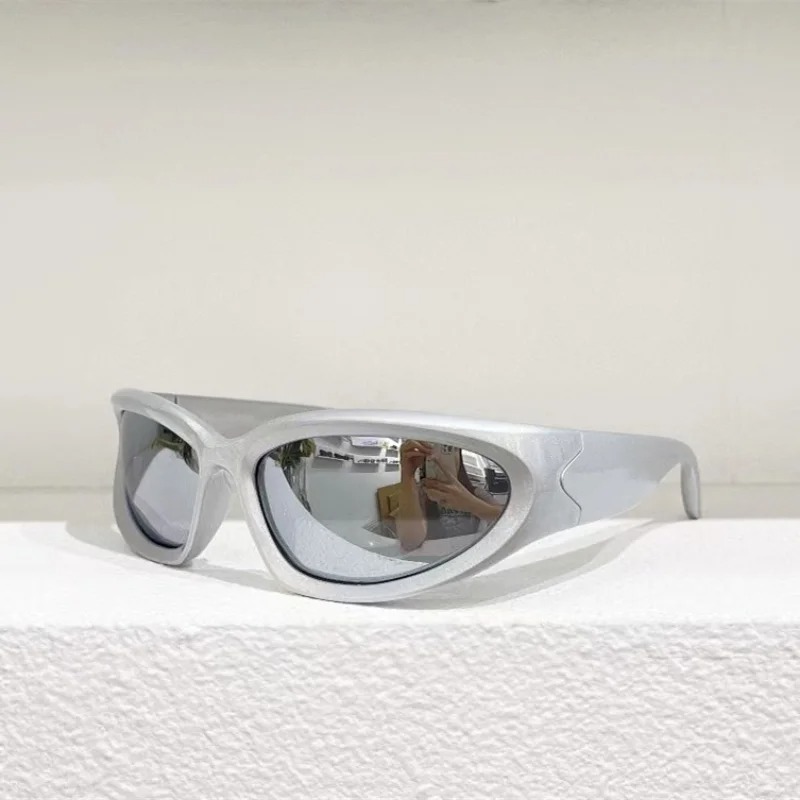 Luxury Y2K Sports Punk Sunglas - Uv Resin recension och pris